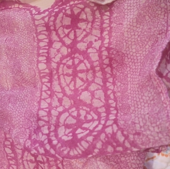 Scarf - Picture 2 of 2